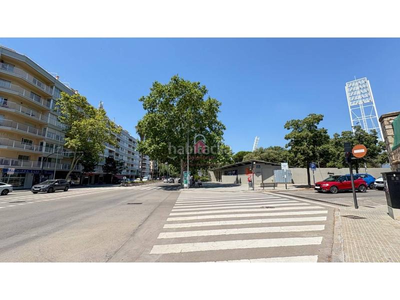 Foto f252d3ea-3ef5-49b3-a009-029a99db6166. Rent business premise in Zona Esportiva Terrassa