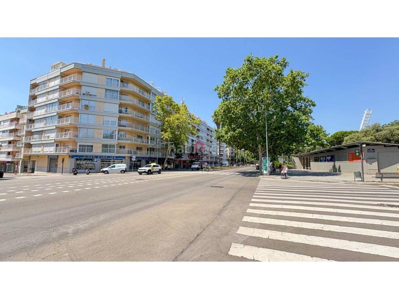 Foto fadcefcd-46af-4de5-9904-cb995fc97d7e. Rent business premise in Zona Esportiva Terrassa