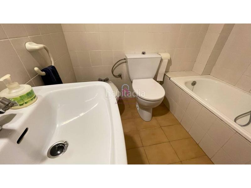Foto 7df99bf6-832e-46c1-86fc-9e3d9533ee69. Alquiler local comercial peluquería en alquiler en sant pere en Terrassa