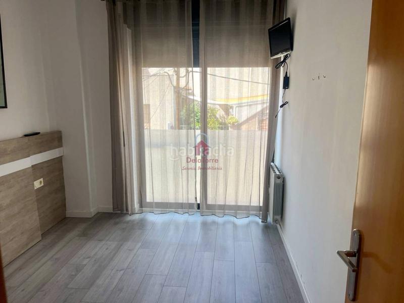 Foto 0c4daa22-e071-4cda-a834-42dfc4ea08ef. Piso  seminuevo en venta con parking y trastero, tocando avda. jaume i en Terrassa