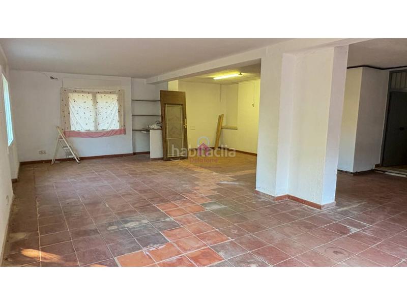 Foto 51e59e4e-2ee6-479e-9825-a6e461d55f9e. Casa  de 200m construidos en venta a 4 vientos en la urbanización font de lespardenya, en Terrassa