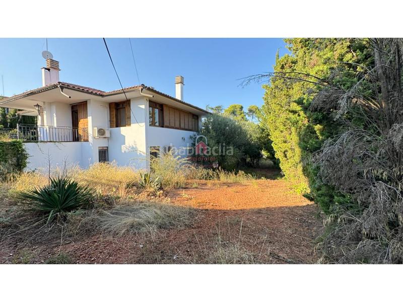 Foto 8a8f1b99-c20e-4c76-8f3d-6dbdfc9e4d60. Casa  de 200m construidos en venta a 4 vientos en la urbanización font de lespardenya, en Terrassa