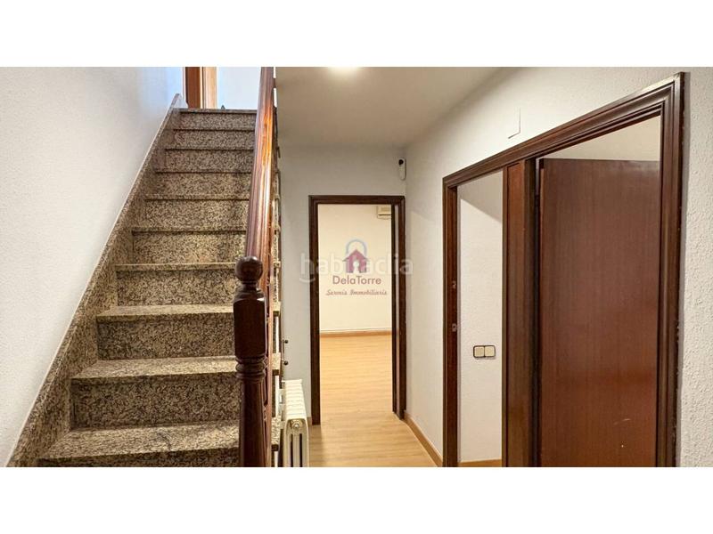 Foto a1d5ce3a-be57-48c5-8a8f-f1c39d3a2ef7. Casa  de 200m construidos en venta a 4 vientos en la urbanización font de lespardenya, en Terrassa