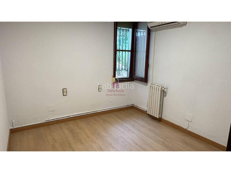 Foto f923a372-914d-4baf-89b0-ae78701a376f. Casa  de 200m construidos en venta a 4 vientos en la urbanización font de lespardenya, en Terrassa