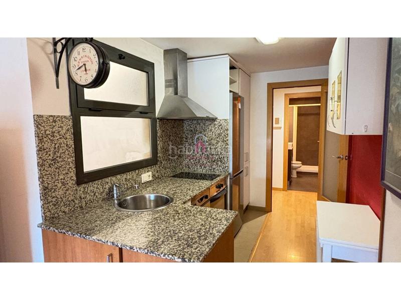 Foto 78cea683-24d7-4399-8fee-23abcfc75194. Piso  con patio interior y balcón mirador en venta seminuevo del año 2005 en Sant Pere Nord. en Terrassa