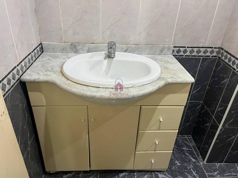 Foto 259569dc-582a-4219-a02e-8616844942dc. Piso planta baja con patio en venta en st. pere nord de 75m construidos tocando a rambla francesc macià. en Terrassa