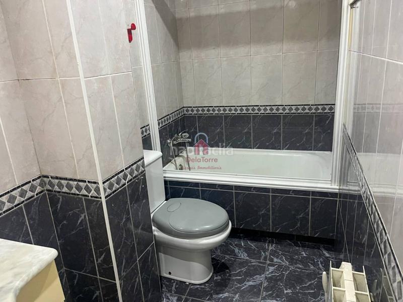 Foto 77538a9b-b3de-4bbc-b3d3-ddb3dd4d2394. Piso planta baja con patio en venta en st. pere nord de 75m construidos tocando a rambla francesc macià. en Terrassa