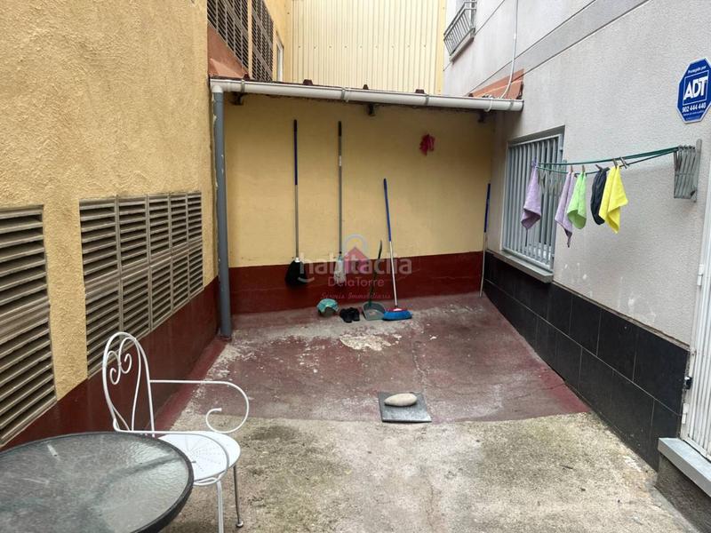 Foto c2666556-5662-4875-a000-f397d8849899. Piso planta baja con patio en venta en st. pere nord de 75m construidos tocando a rambla francesc macià. en Terrassa