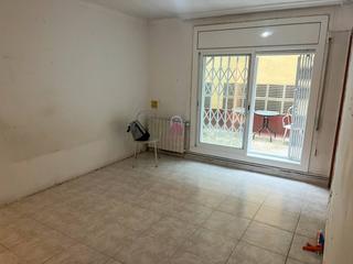 Pis a Sant Pere Nord. Planta baja en venta en st. pere nord de 75m construidos tocando