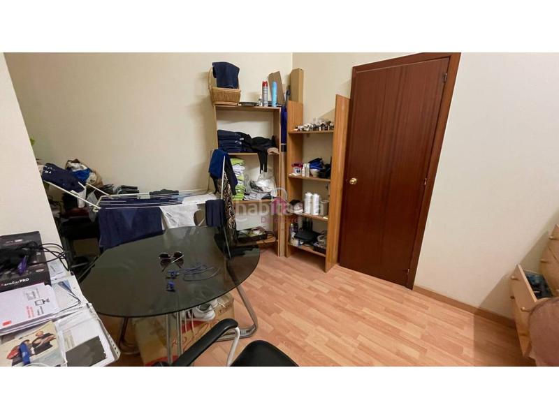 Foto 186f3c9b-a4e7-4404-845d-19e8ac4e893d. Local comercial peluquería en venta en sant pere en Terrassa