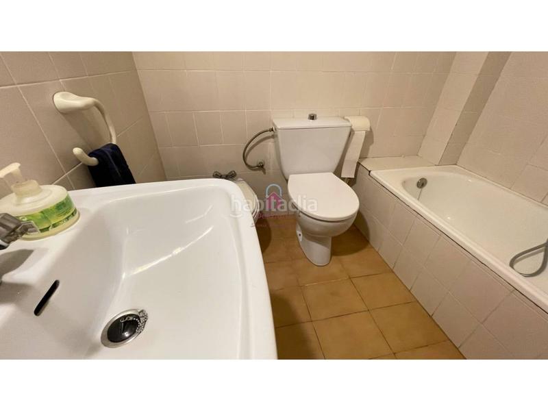 Foto 4b148c8b-3056-4d85-90cd-cf40c2f3308d. Local comercial peluquería en venta en sant pere en Terrassa
