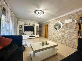 Appartamento in Ca n'Anglada. Oportunidad única! piso reformado en venta de 3 habitaciones con