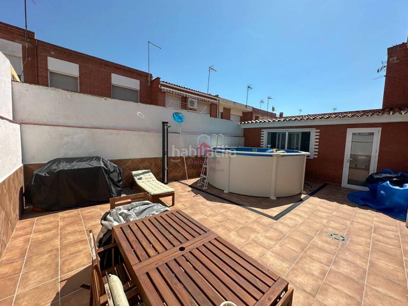 Foto 45c9971b-dc98-4d60-b17b-500c23268058. House with heating parking in La plana Esparreguera