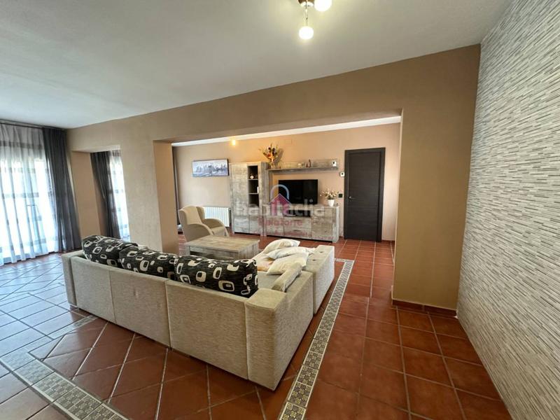 Foto edc41b36-6096-4294-837b-01517e50e77b. House with heating parking in La plana Esparreguera