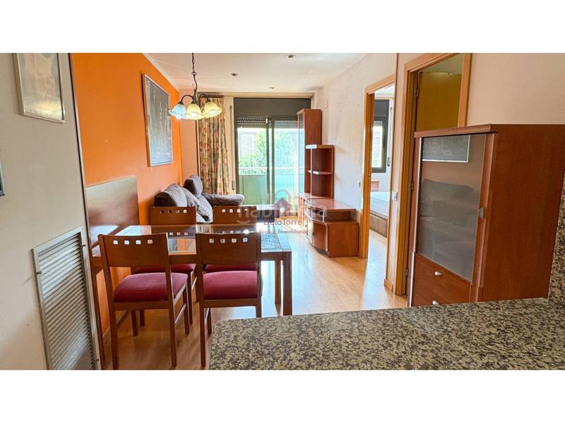 Foto bfeea577-d46f-4330-a6b7-91c3885afcff. Appartamento con riscaldamento in Sant Pere Nord Terrassa