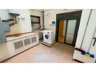 Pis  Poetesa capara. Piso con patio interior y balcón mirador en venta seminuevo del