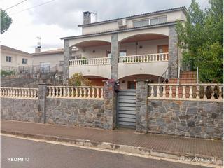 Chalet  Mirador del montseny. Chalet en venta en cànoves