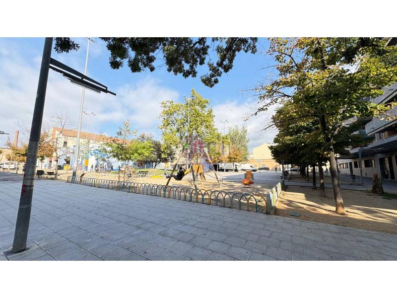 Foto 3f613fdc-6c2e-422e-98bf-71a6faea94fd. Casa aparellada amb calefacció aparcament a Ca n'Aurell Terrassa