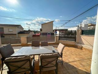 Pis  Olmo. Piso con gran terraza en venta en esparreguera  zona barri font