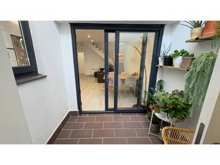 Doppelhaus  Adra. Casa en venta con reforma integral del año 2021, con dos terraza