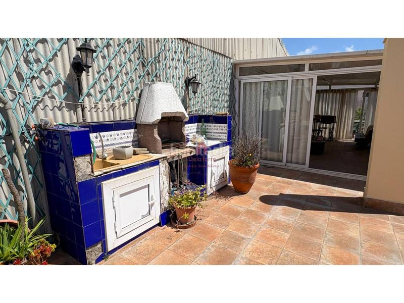 Foto 2d5b65de-2ca7-4ee0-b9d3-b09a0ef46811. Casa con riscaldamento in Ca n'Aurell Terrassa