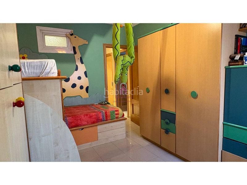 Foto 42a66c14-6a2f-411e-b7d4-6d186236cc68. Casa amb calefacció aparcament a Ca n'Aurell Terrassa