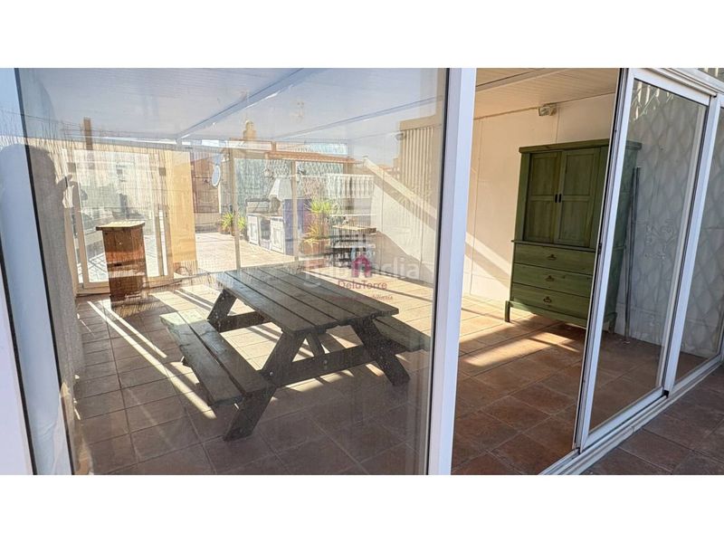 Foto 454a88ac-f4b8-48f2-ac0a-d01adb714800. Casa amb calefacció aparcament a Ca n'Aurell Terrassa