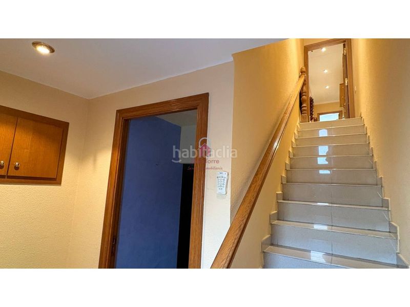 Foto fe9eef49-b7ee-46c1-a52d-bb8a9cec2e96. Casa amb calefacció aparcament a Ca n'Aurell Terrassa