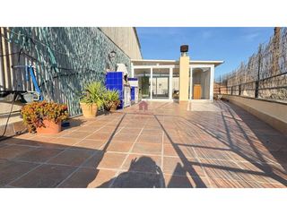 Casa  Calle josep trueta. Casa en venta en carrer josep trueta de terrassa de 210m constru