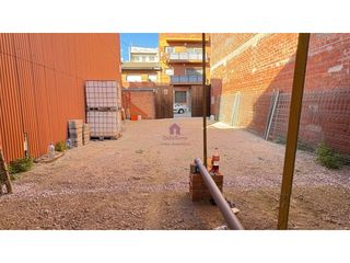 Terreny residencial a Calle adra 84. Solar en venta urbano en calle adra de poble nou, zona olímpica
