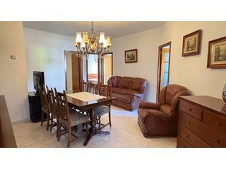 Appartamento  Avenida santa eulalia. Piso en venta en avda. de sta. eulàlia, terrassa, de 75m con sol