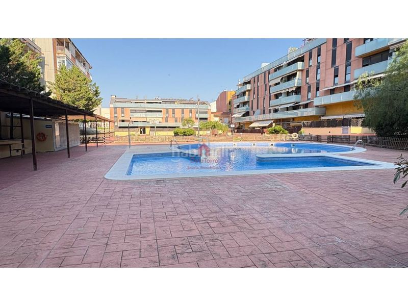 Foto c6f96f69-d9d0-4833-bba2-5039c94330b6. Pis amb calefacció aparcament piscina a Zona Esportiva Terrassa