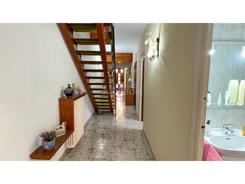Foto be2ee9f4-53f4-4686-a018-ba005cbec384. Casa amb calefacció aparcament a Les Arenes - La Grípia - Can Montllor Terrassa