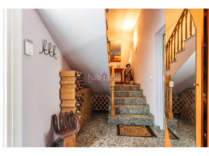 Foto dd6ad778-7910-4e9a-a2d6-3c9f76eb51a8. Casa adossada amb calefacció aparcament a Roc Blanc Terrassa
