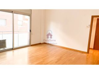 Pis  Calle rovira i brusi. Piso de 3 habitaciones con parking en venta en sant pere terrass