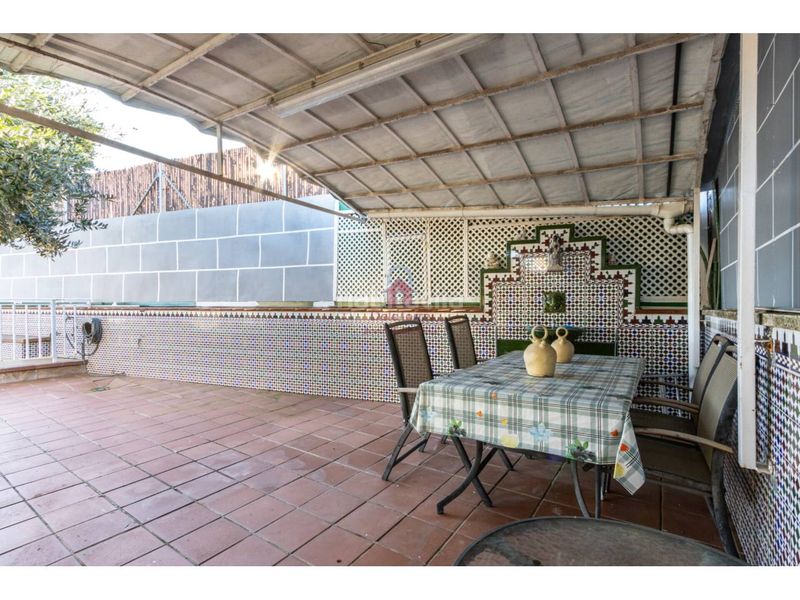 Foto 40948e09-c6af-405a-96df-aedf5d3ef111. Casa amb calefacció piscina a Can Parellada Terrassa
