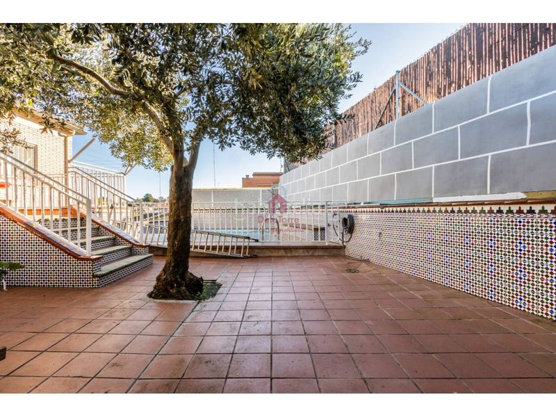 Foto 53dd3929-0ca2-4237-be62-a7f005ffb295. Casa amb calefacció piscina a Can Parellada Terrassa