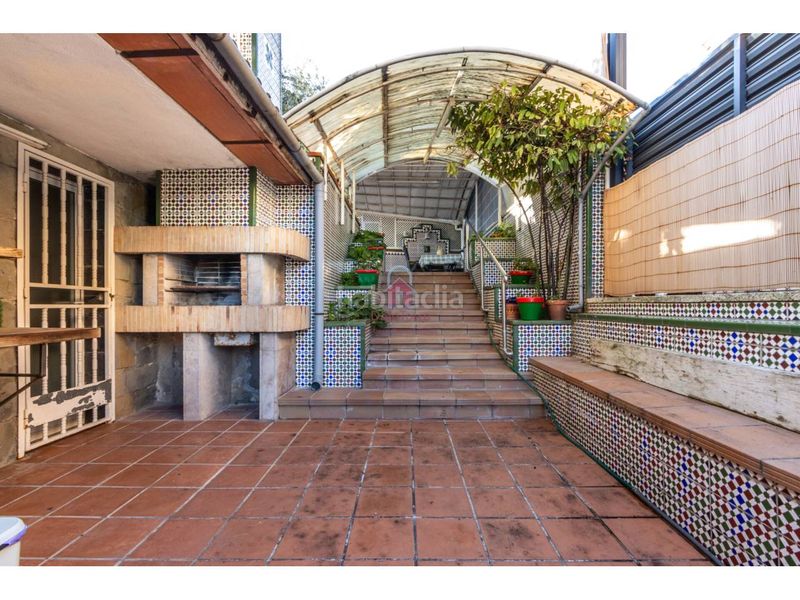 Foto 7ff6b3dd-8441-4170-a85e-b6f5b6a3b36c. Casa amb calefacció piscina a Can Parellada Terrassa