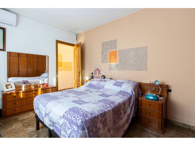 Foto a7be613a-7e51-41c2-95a9-78e07483edc0. Casa amb calefacció piscina a Can Parellada Terrassa