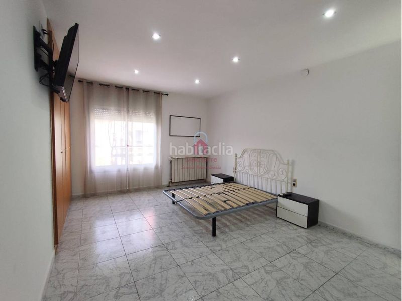 Foto 04b971ba-feb6-4e9a-82d7-95fb4e2413c7. Duplex with heating parking in Sant Pere Nord Terrassa