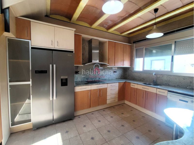 Foto 7985ef77-1d98-4101-8928-360ab417a020. Duplex with heating parking in Sant Pere Nord Terrassa