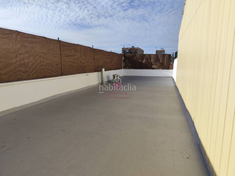 Foto 7d44f8e5-7f68-4b4a-a5cf-43b41de0e99c. Duplex with heating parking in Sant Pere Nord Terrassa