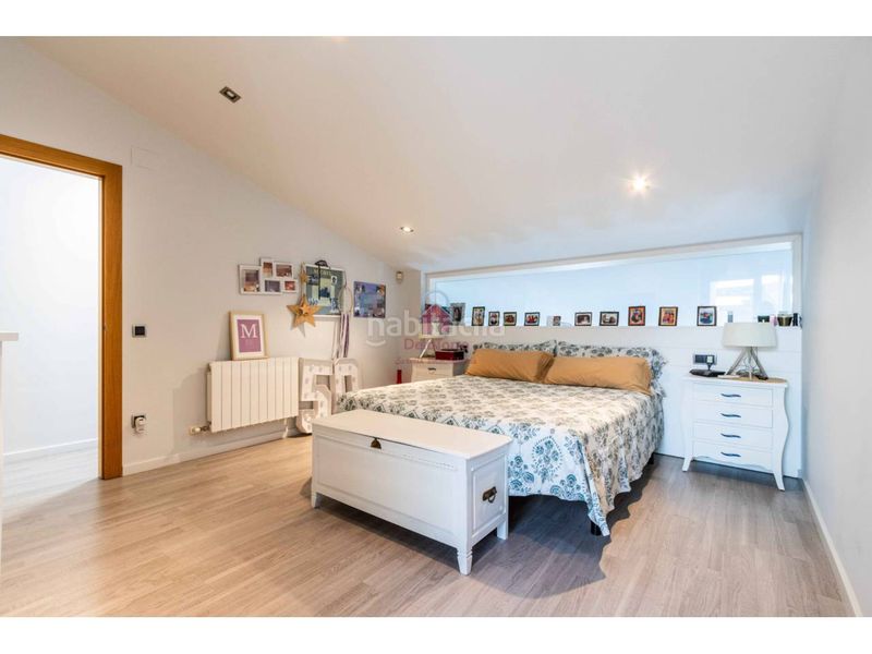 Foto 1de44ea3-df4d-4540-aa68-85d0ad978541. Casa amb calefacció aparcament a Ca n'Anglada Terrassa