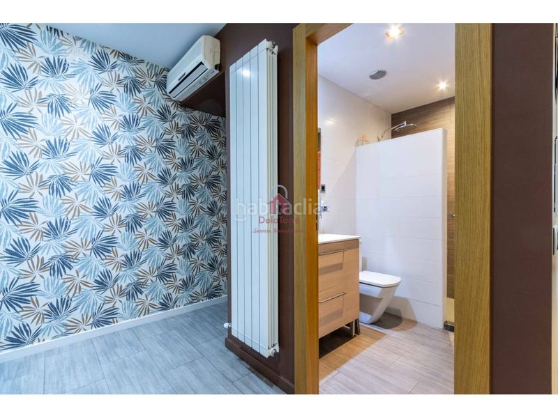 Foto f48fd4c9-d4d2-48de-b65d-329f660836e4. Casa amb calefacció aparcament a Ca n'Anglada Terrassa