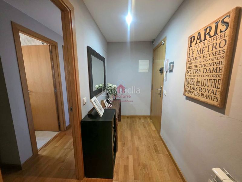 Foto a8a1775e-3a0d-47c7-8e86-9188bad987a8. Ático espectacular ático en venta de 4 habitaciones con terraza en Can Roca, . en Terrassa