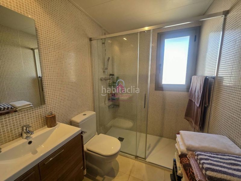 Foto aa5c9ab6-c01c-4006-9321-9a293c56d104. Ático espectacular ático en venta de 4 habitaciones con terraza en Can Roca, . en Terrassa