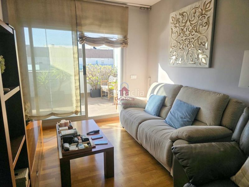 Foto c893a261-6fbd-4d63-ac0b-74df7aa98119. Ático espectacular ático en venta de 4 habitaciones con terraza en Can Roca, . en Terrassa
