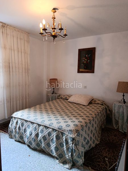 Foto e8881bbb-fc8d-45d0-8e98-f44b71ee16cb. Casa adossada amb xemeneia a Tudelilla