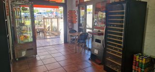 Alquiler Local Comercial  Boulevar chajofe. Gran oportunidad de negocio en los cristianos!