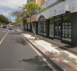 Lloguer Local Comercial a Tagara 4. Alquiler local comercial